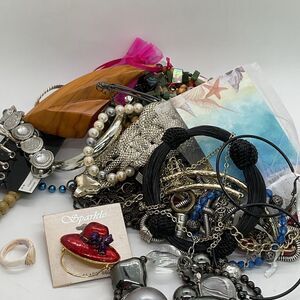 2 lbs Jewelry Grab Bag